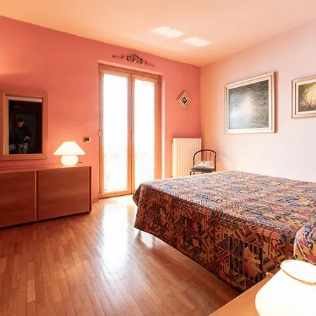 Apartment La Casetta - Panoramic View Fiumelatte